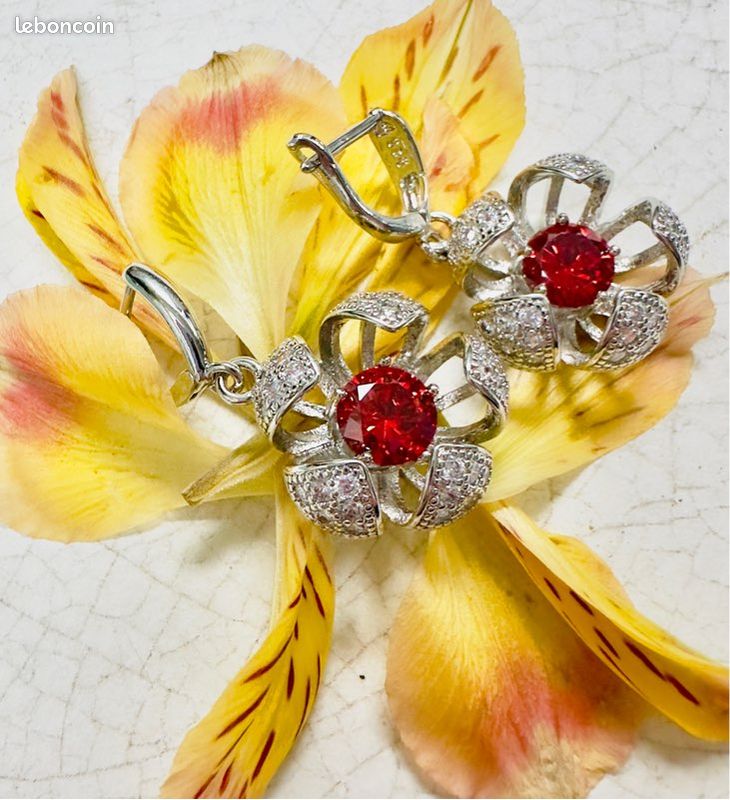 Boucles D'oreilles Clou Cabochon Rouge Zircon - Argent Massif 925, Neuf Sans Boîte