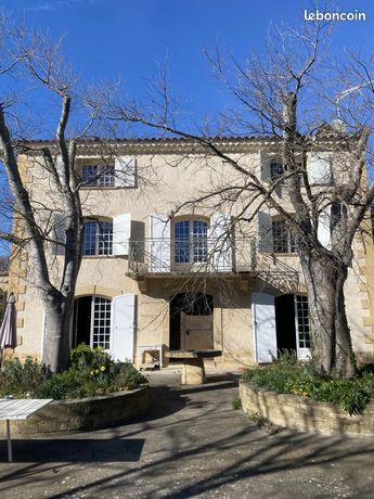 Maison 6 pièces 228 m²