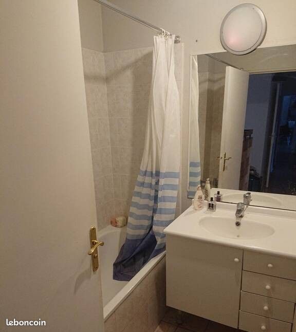 Appartement a louer saint-denis - 1 pièce(s) - 75 m2 - Surfyn