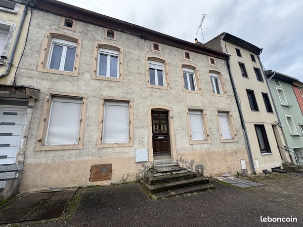 Maison 10 pièces 280 m²