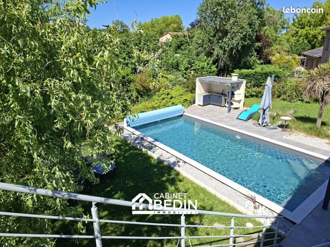 Maison 7 pièces 175 m² · à Sainte-Foy-d'Aigrefeuille · 175 m² · 780 000 €