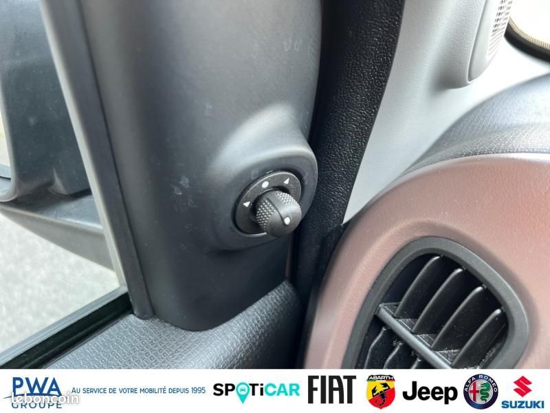 Fiat Panda 0.9 8v TwinAir 85ch S&S Trussardi Euro6D (image 19)