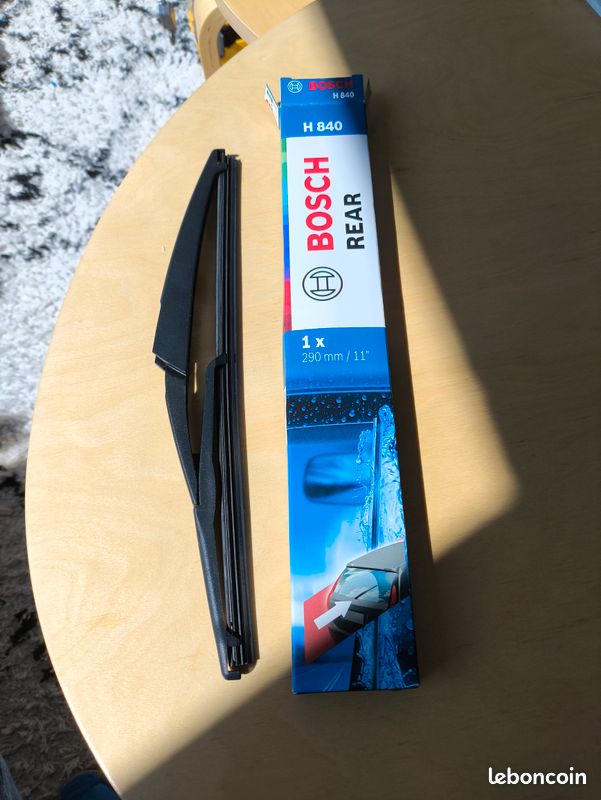 BOSCH Balai d'essuie-glace arrière Twin KSN H840