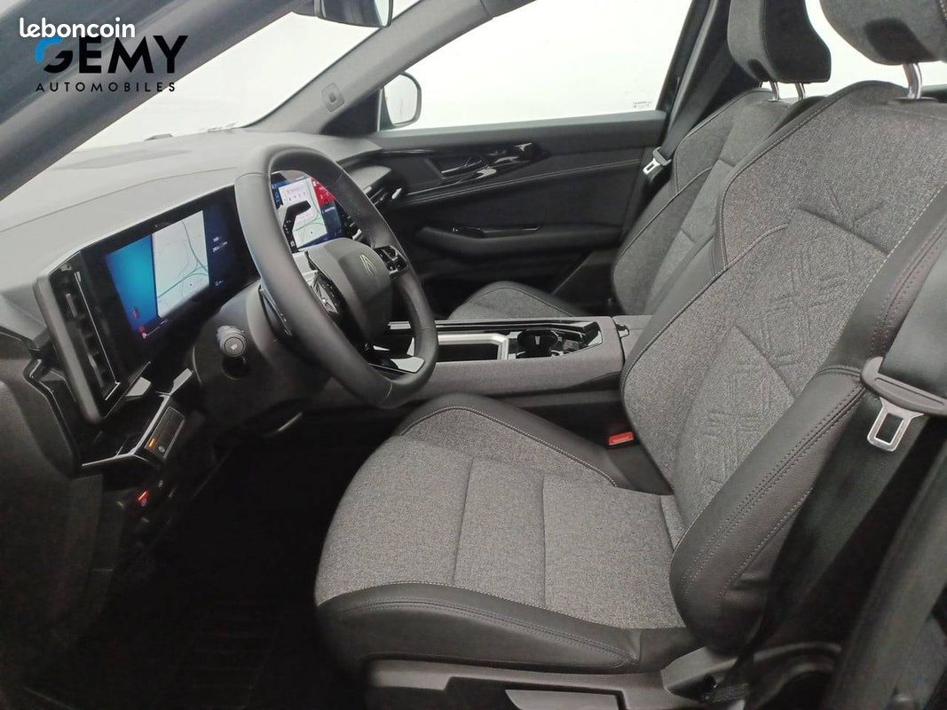RENAULT Austral full hybrid E-Tech 200 ch Evolution (image 9)