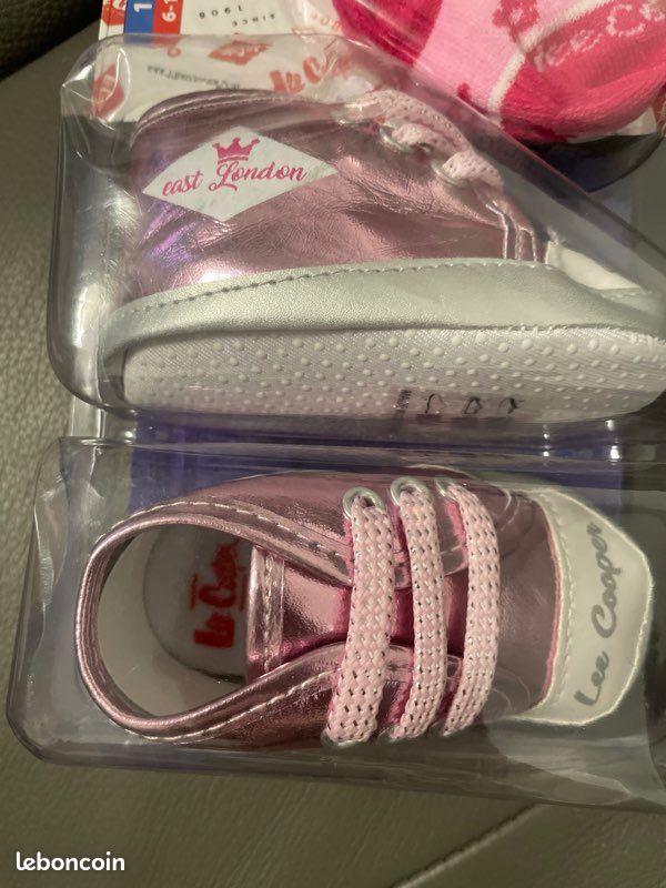 Chaussons bébé 19-20 6/12 mois Neuf (image 2)