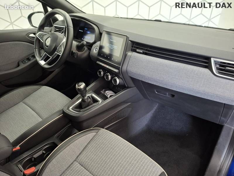 Renault Clio TCe 90 Techno (image 27)