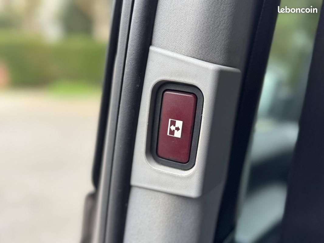 Mercedes Viano 2.2 CDI BE Ambiente Long BA (image 22)