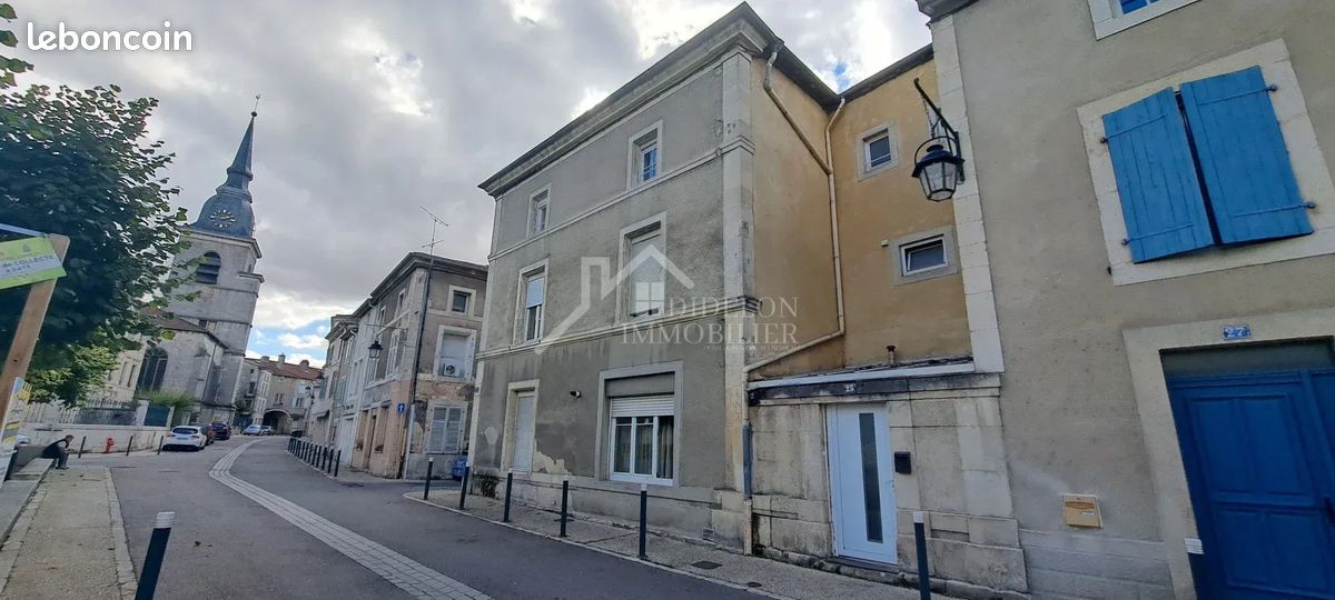 Immeuble 244 m² · à Commercy · 244 m² · 160 000 €