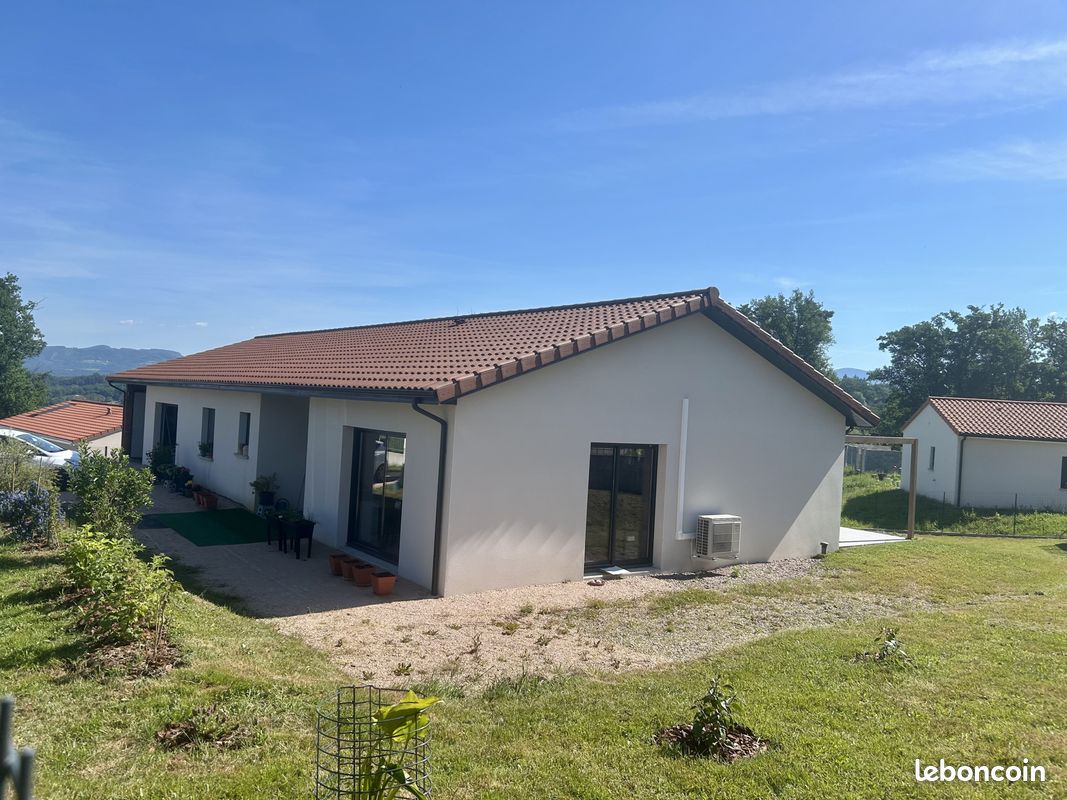 Maison 3 pièces 125 m² · à Sauviat · 125 m² · 114 580 €