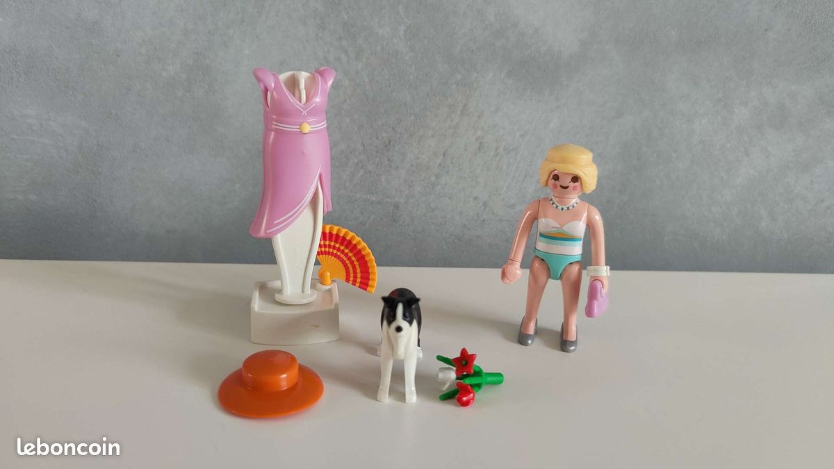 Playmobil femme au chapeau avec chien (image 4)