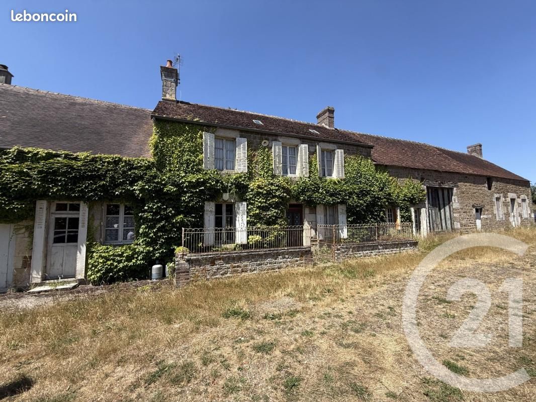 Maison 6 pièces 130 m² · à Putanges-le-Lac · 130 m² · 210 000 €