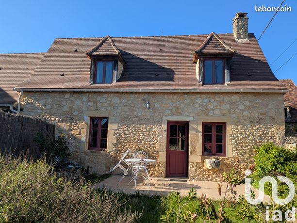 Gîte 11 pièces 211 m²