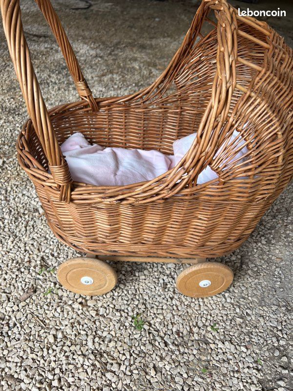 Landeau poupée (image 3)