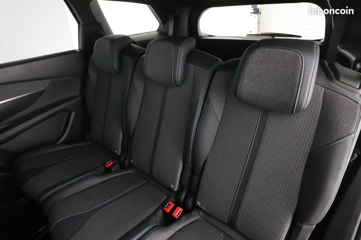 Peugeot 5008 1.5 Blue-HDi Allure Pack EAT8 130 ch (image 8)