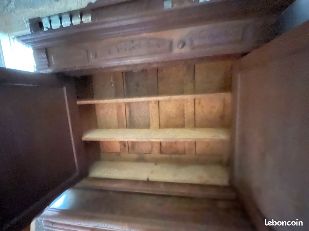 Buffet bois ancien sculpté (image 6)