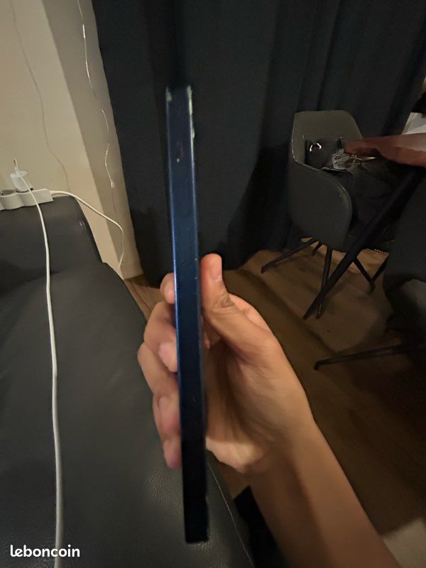 IPhone 12 (image 8)