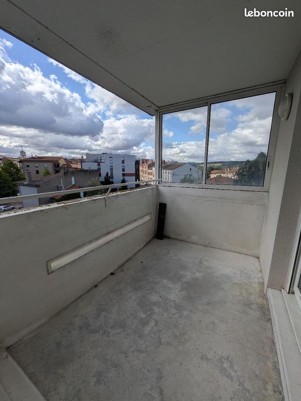 Appartement 2 pièces 49 m² · à Saint-Genest-Lerpt · 49 m² · 118 000 €