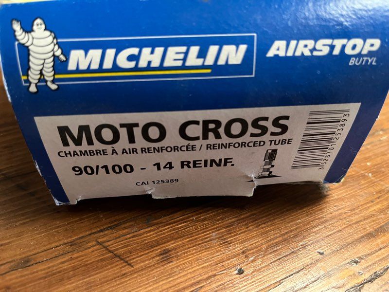 Chambre à air renforcée 90/100-14 Michelin moto : , chambre  à air de moto