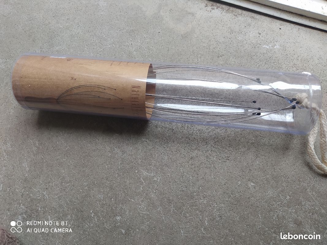 Griffe pour massage de tête (image 1)