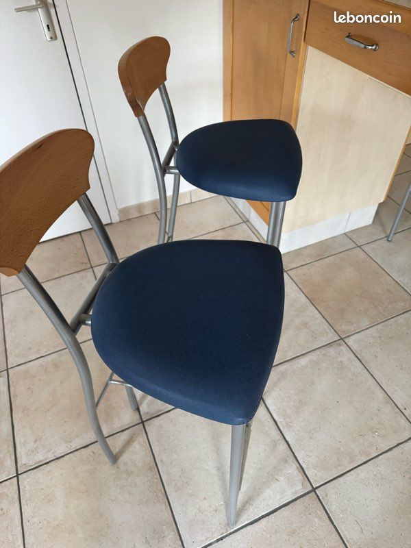 Chaises de bar (image 1)