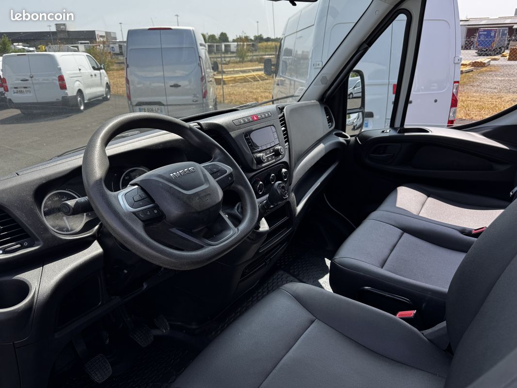 Iveco Daily 35C14 Benne et coffre*27000,00 ht (image 3)