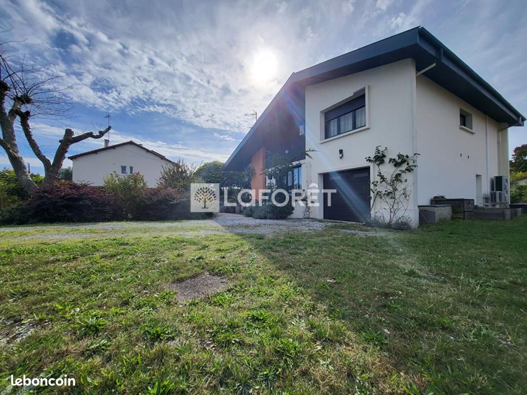 Maison 7 pièces 154 m² · à Labouheyre · 154 m² · 317 000 €