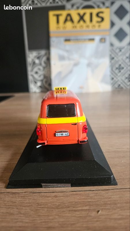 Carte Postale – Barkas B 1000 KB Véhicule Répartiteur – Dresde 2012 – Édition Originale