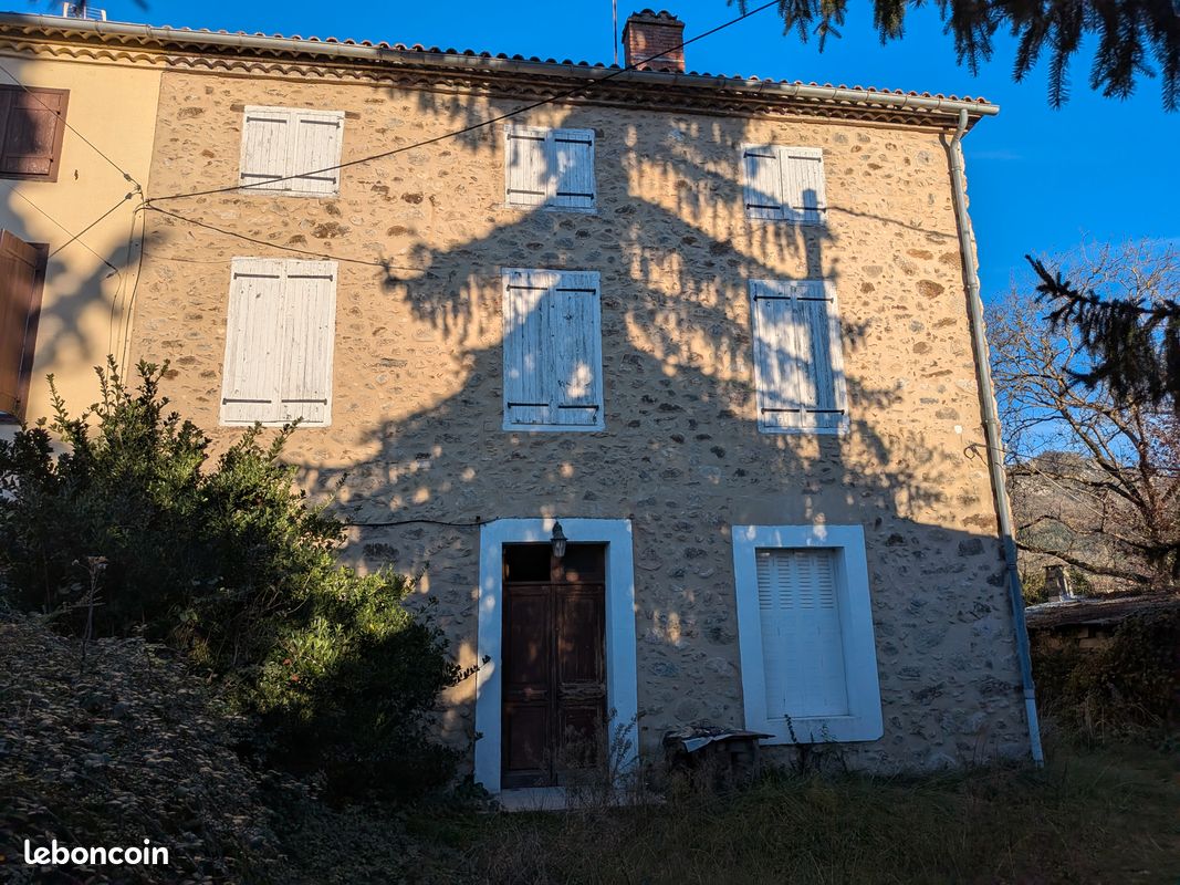 Maison 5 pièces 160 m² · à Foix · 160 m² · 180 000 €