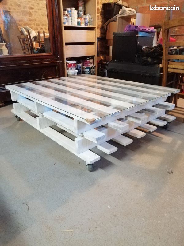 Table basse palette (image 1)