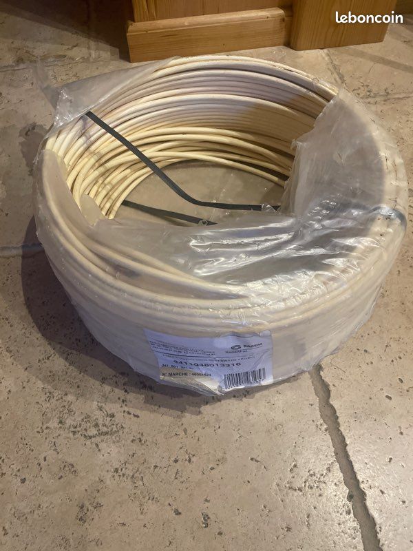 Câble téléphone ADSL Ethernet 4 paires blindées (image 1)