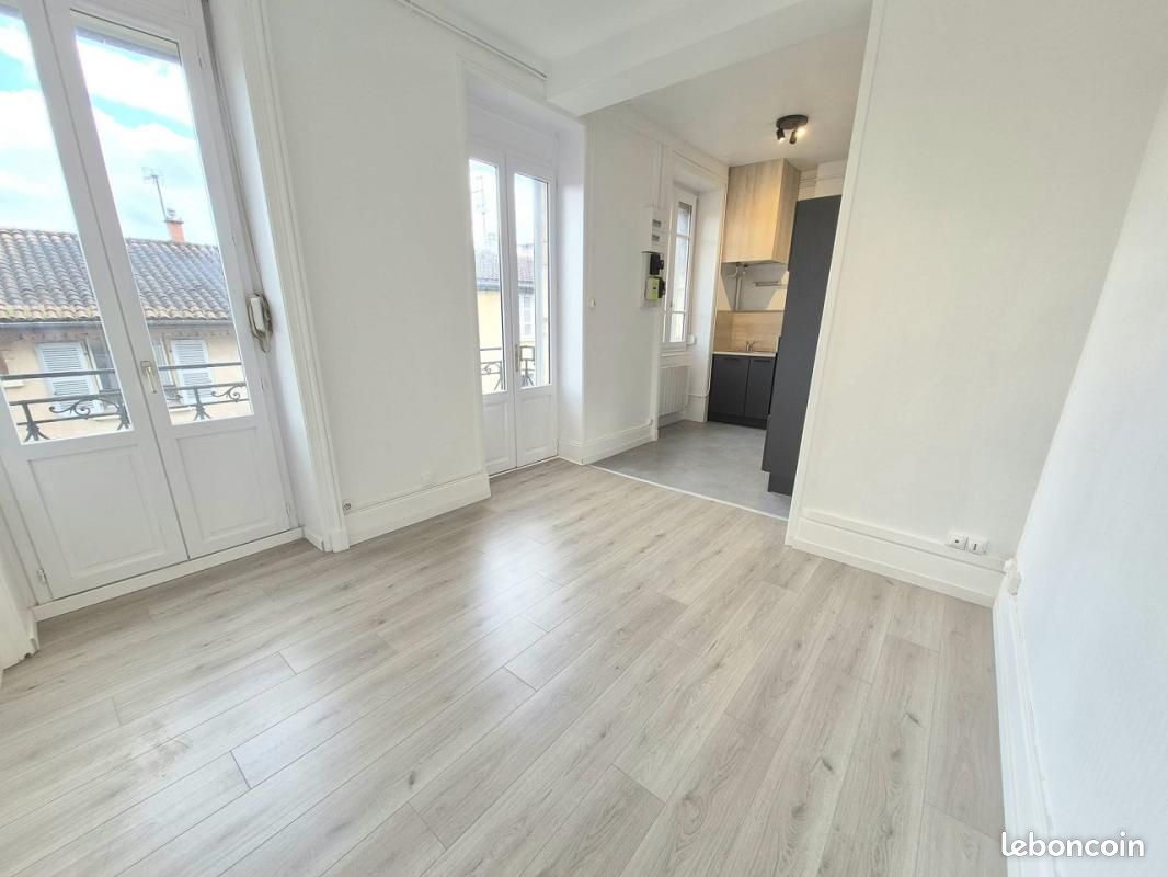 Appartement 2 pièces 39 m² · à Villefranche-sur-Saône · 39 m² · 595 €