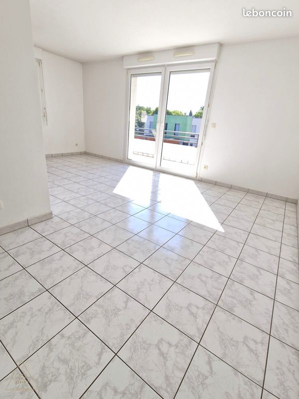 Appartement 3 pièces 65 m² · à Oberhausbergen · 65 m² · 990 €