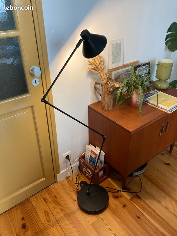 Lampadaire Habitat "Bobby" noir (image 3)