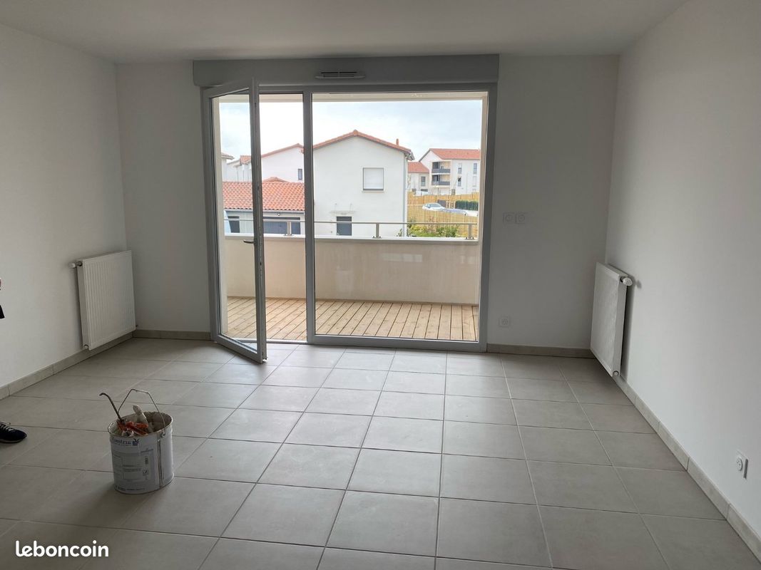Appartement 3 pièces 60 m² · à Aussonne · 60 m² · 825 €/mois