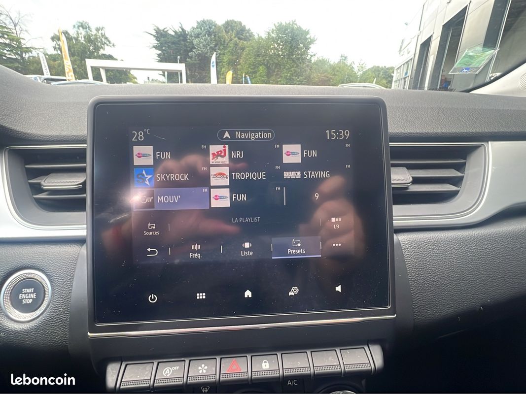 RENAULT - CAPTUR TCe 140 - 21 Intens (image 7)