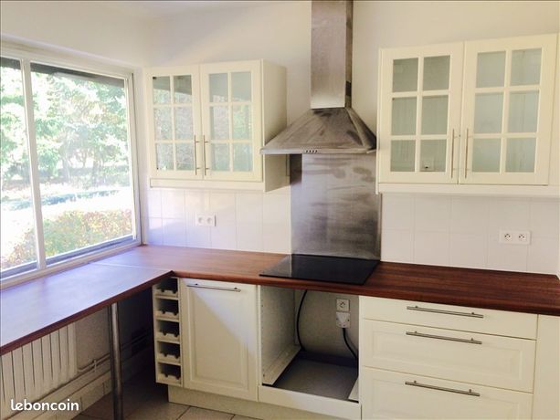 Maison a louer plaisir - 6 pièce(s) - 168 m2 - Surfyn