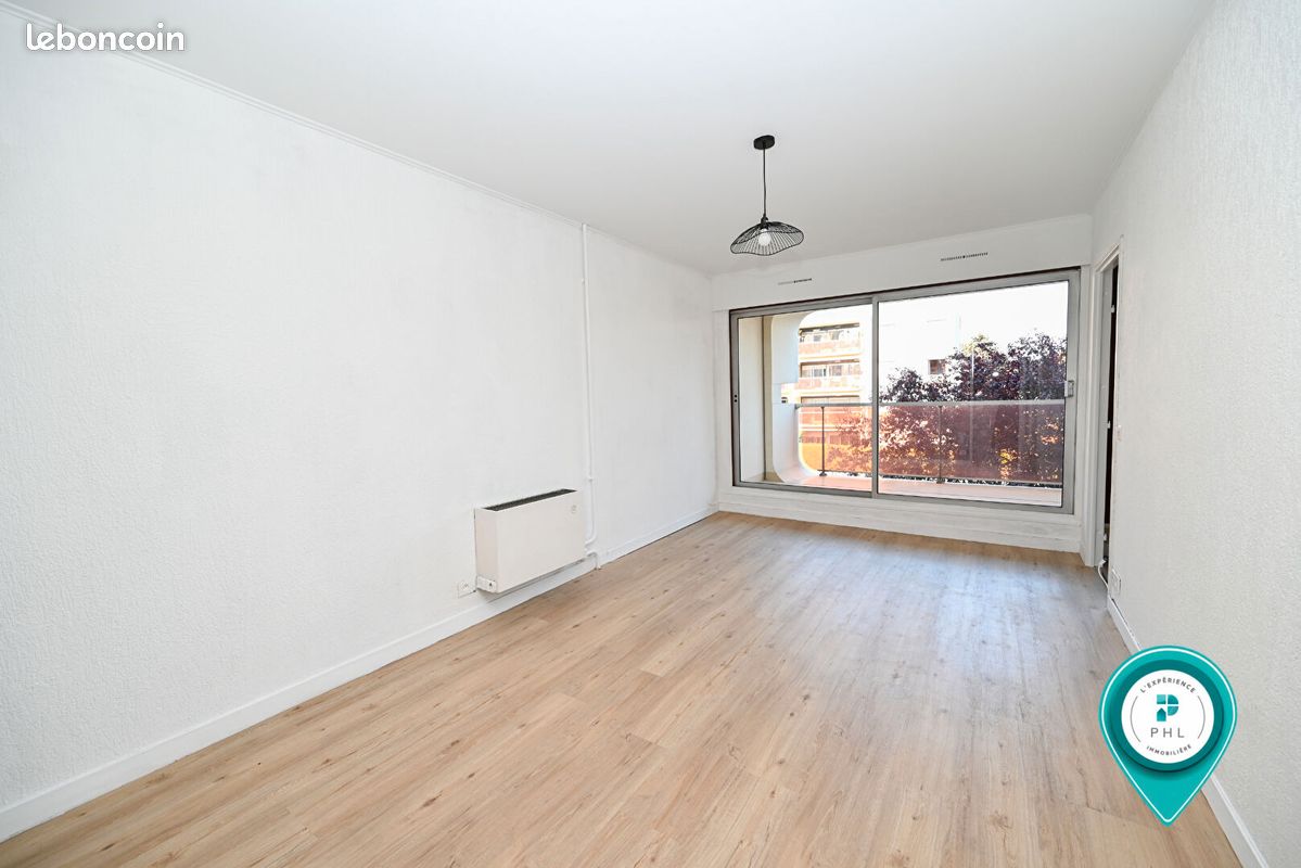 Appartement 2 pièces 51 m² · à Caen · 51 m² · 677 €