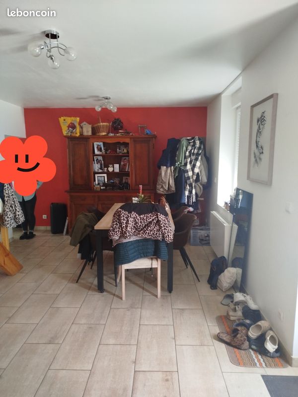 Maison 6 pièces 104 m² · à Hommes · 104 m² · 800 €/mois
