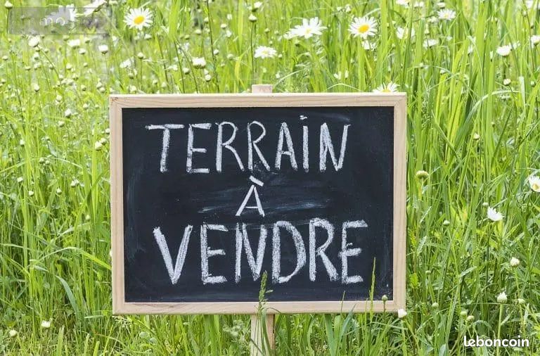 Terrain 3923 m² · à Pierrepont · 3 923 m² · 18 000 €