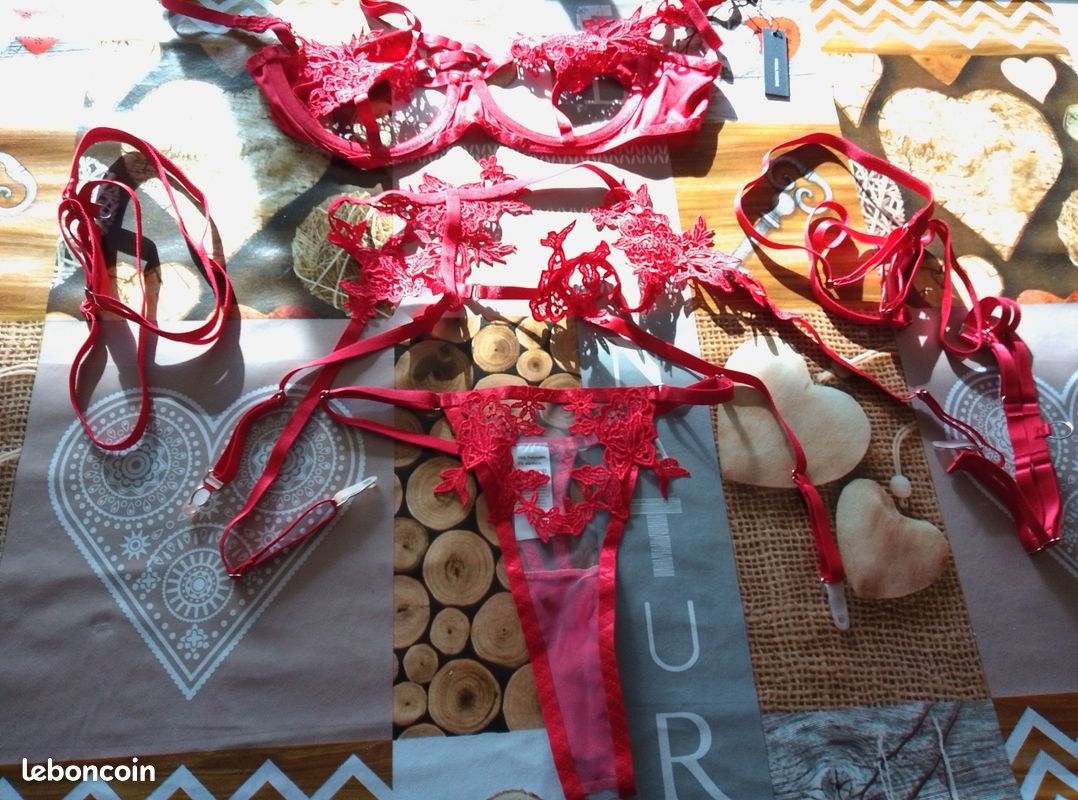 Ensemble lingerie đ (image 1)