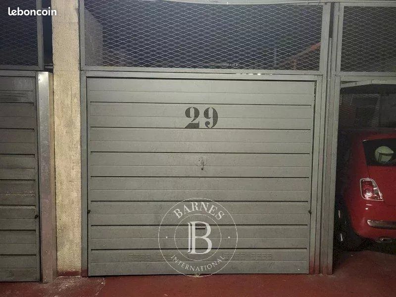Parking 10 m² · à Paris · 10 m² · 43 000 €