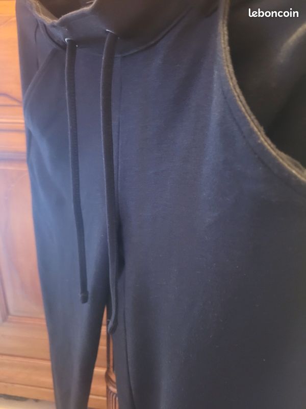 Pantalon noir classique (image 2)