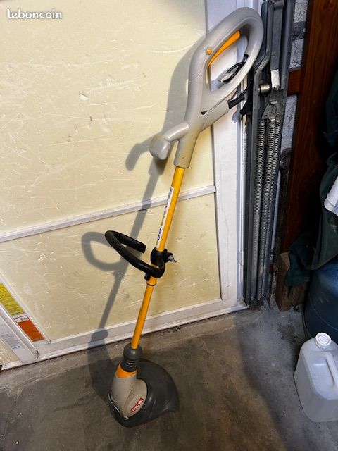 Coupe bordure Ryobi 220 volts (image 1)