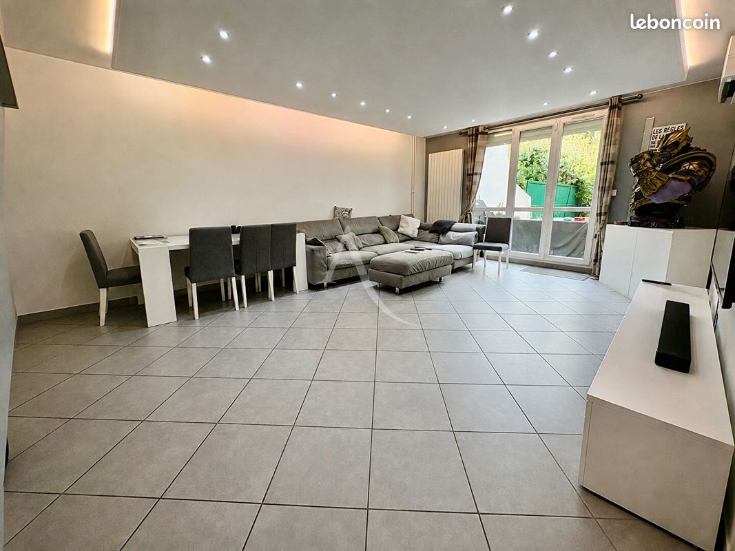 Appartement 4 pièces 107 m² · à Fontenay-sous-Bois · 107 m² · 450 000 €