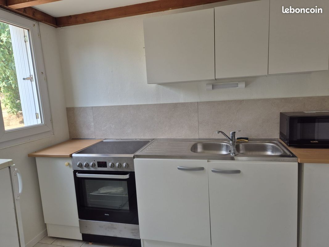 Appartement 1 pièce 20 m² · à Alloinay · 20 m² · 360 €