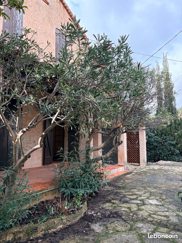 Maison 7 pièces 144 m² · à Marseille · 144 m² · 625 000 €