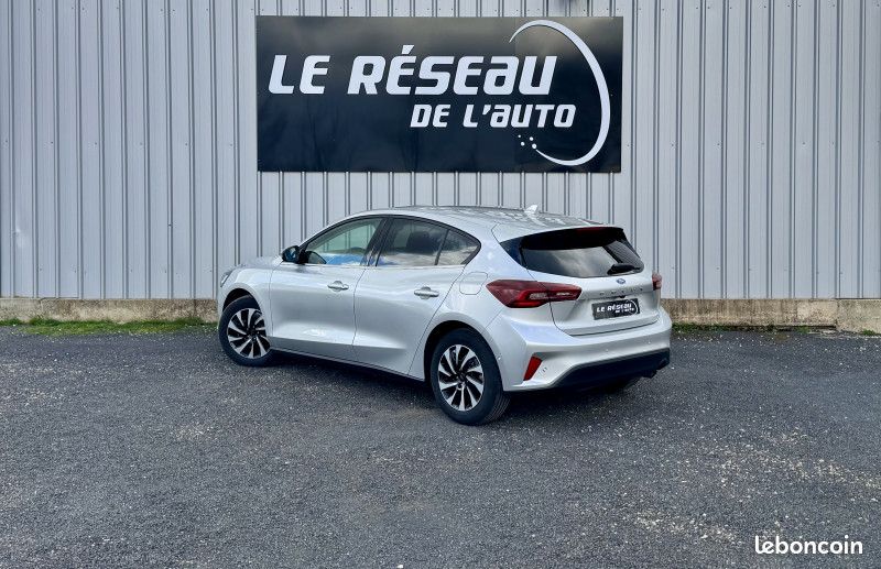 Ford FOCUS FLEXIFUEL 125CH TITANIUM X BUSINESS POWERSHIFT / CAMÉRA / 1ÈRE MAIN / 49 000 KM (image 3)