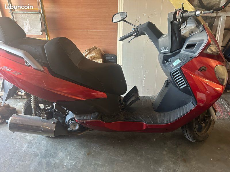 Daelim s2 125 (image 1)