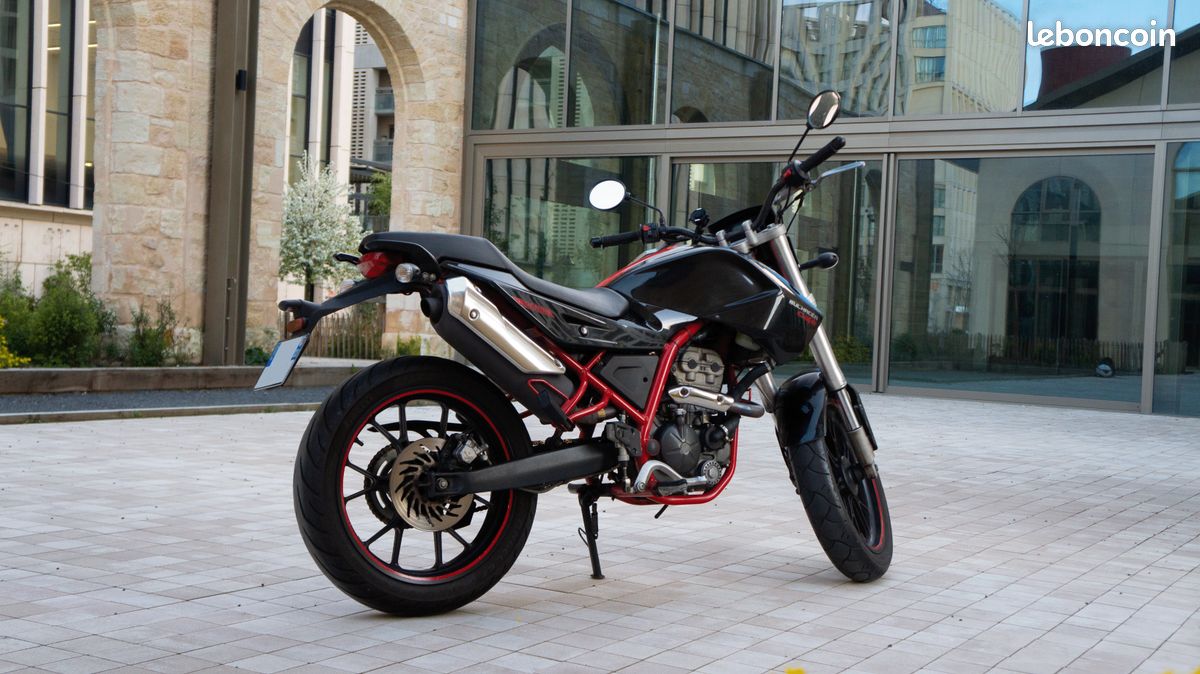 Derbi Mulhacen Café 125 - Motos