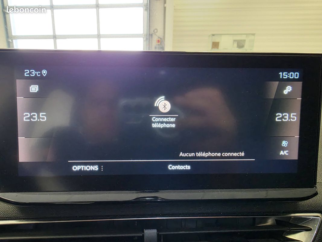 PEUGEOT 5008 PureTech 130ch S&S EAT8 GT (image 24)